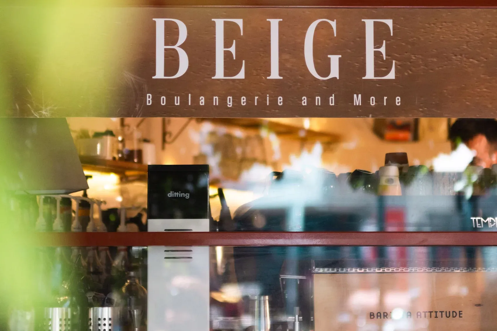 Beige mekân